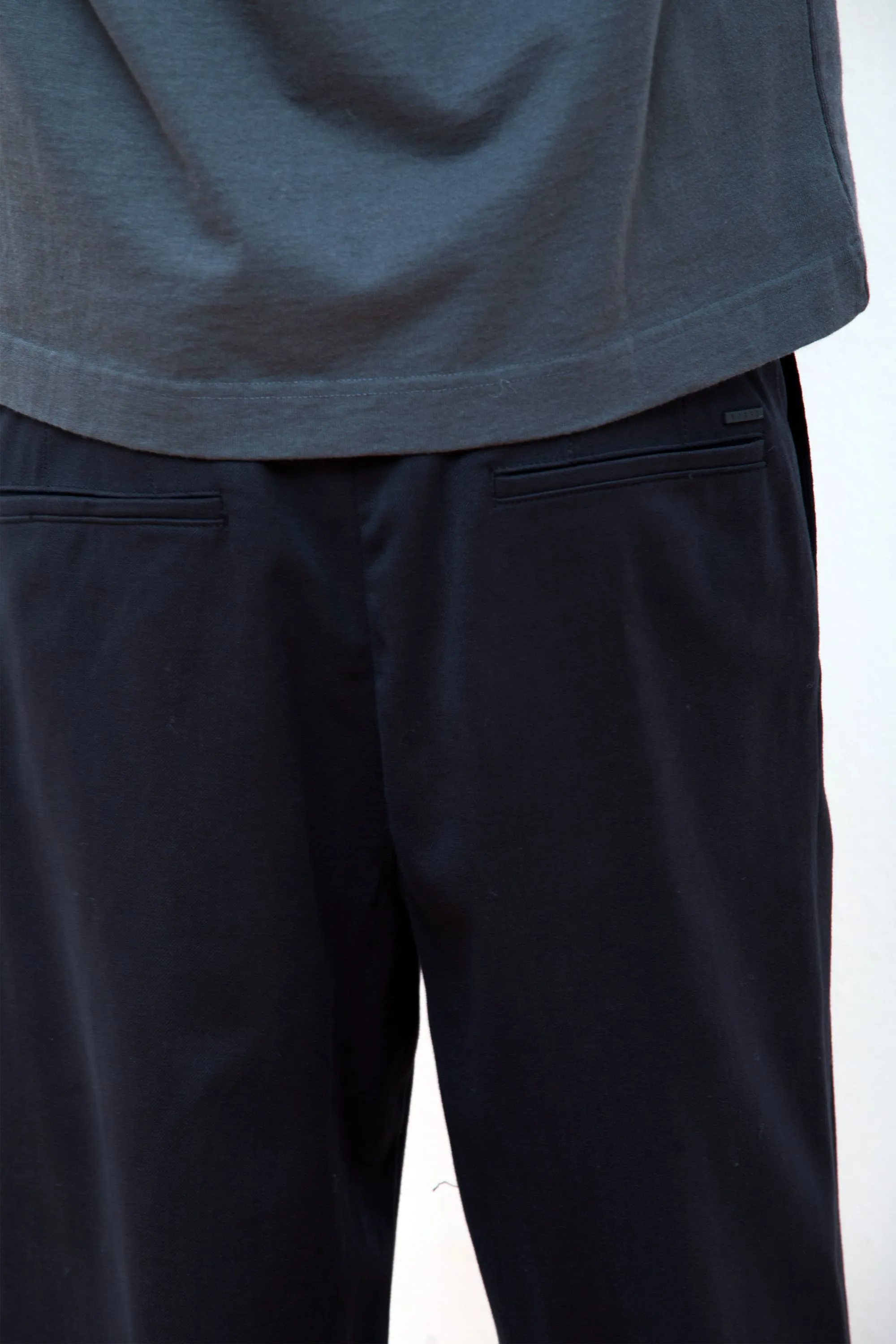 Benn Relaxed Cotton Wool Twill Pleated Trouser Black
