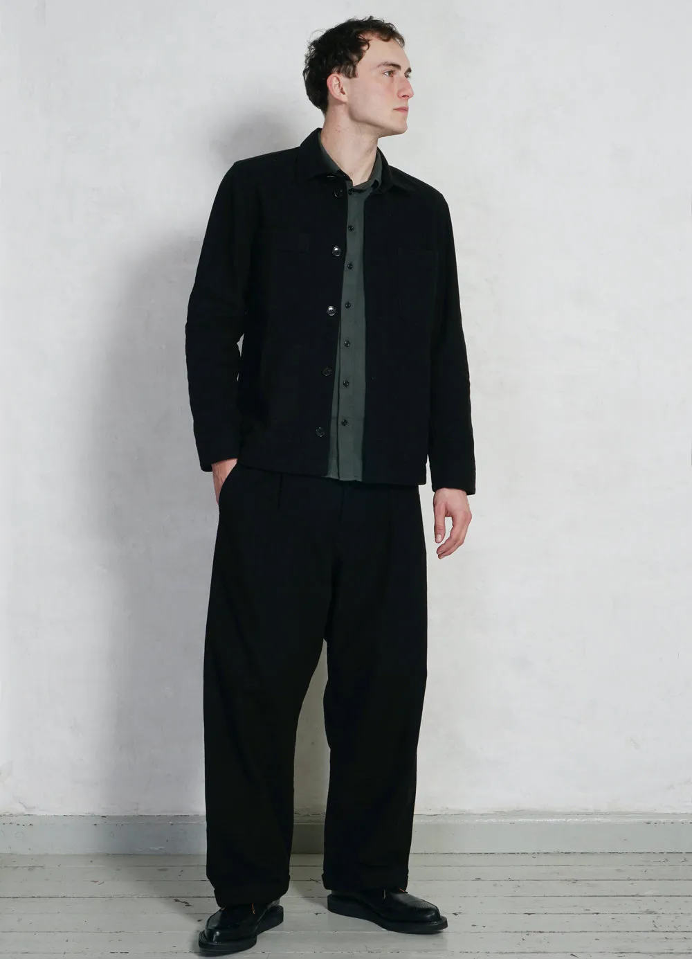 BOBBY 28-22-2 | Wide Pleated Trousers | Black