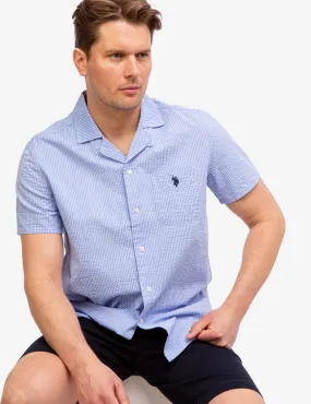CONVERTIBLE COLLAR SEERSUCKER STRIPE SHIRT
