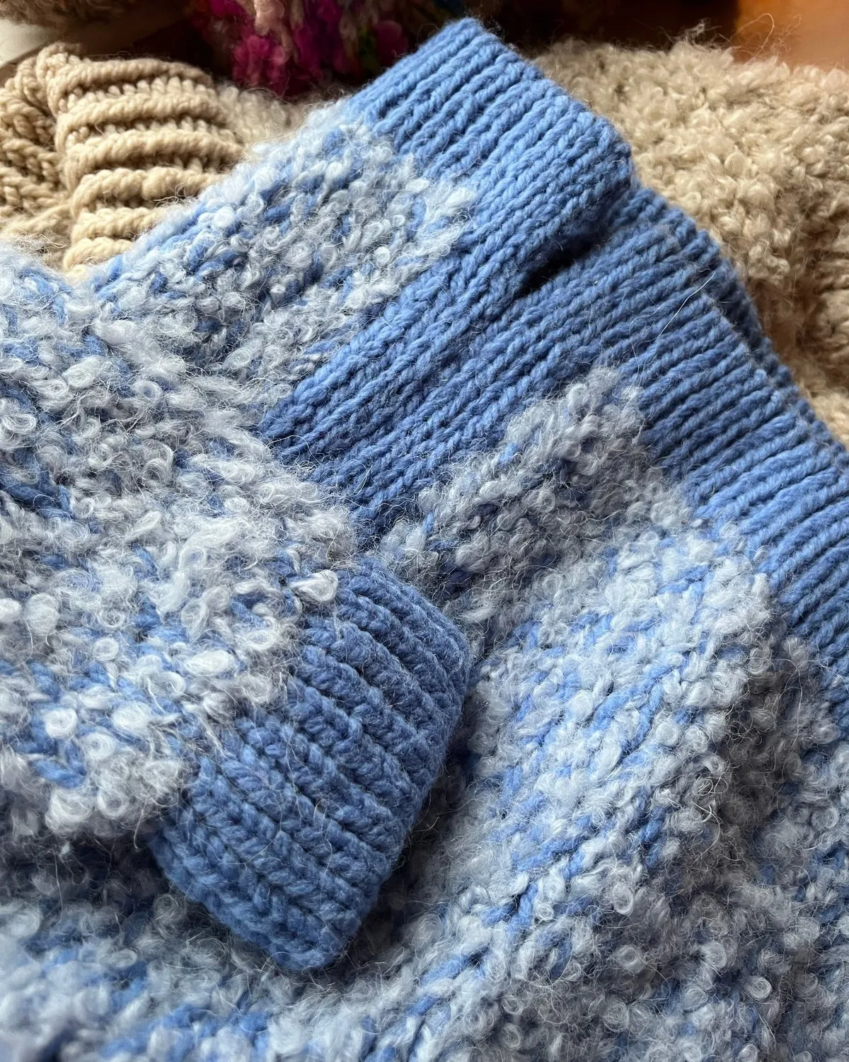 Juicy Sweater Junior English
