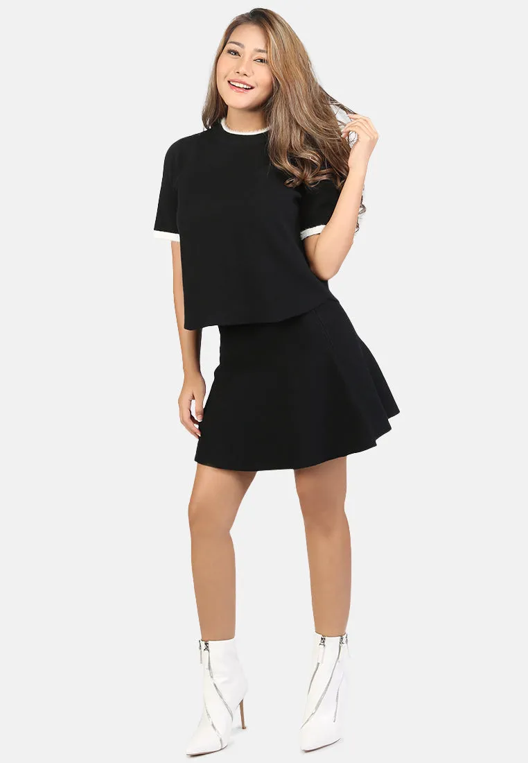 Knit Top With Contrast Neck And Sleeve Rib
