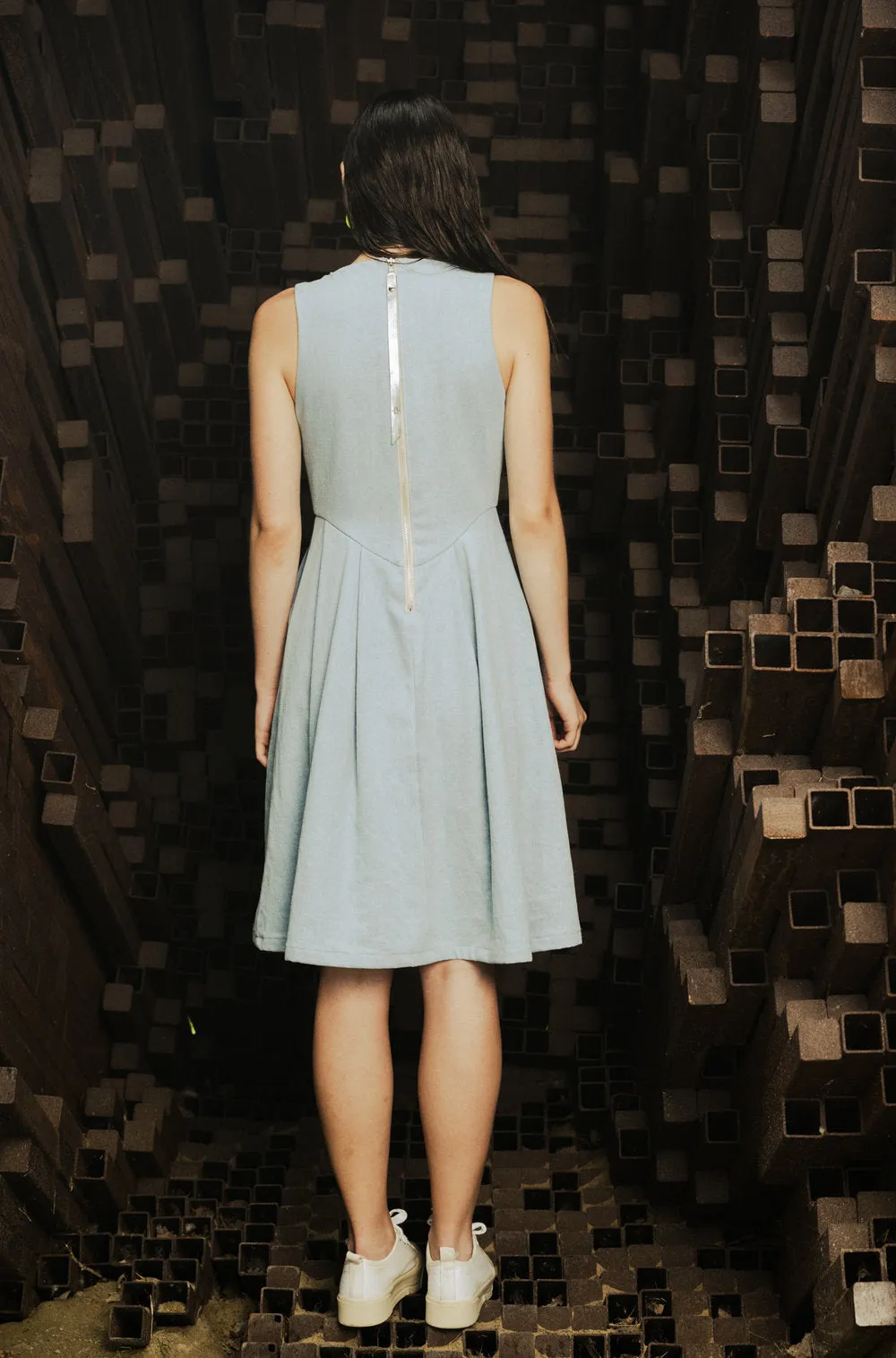 Luana Fitted Dress in Washed Denim