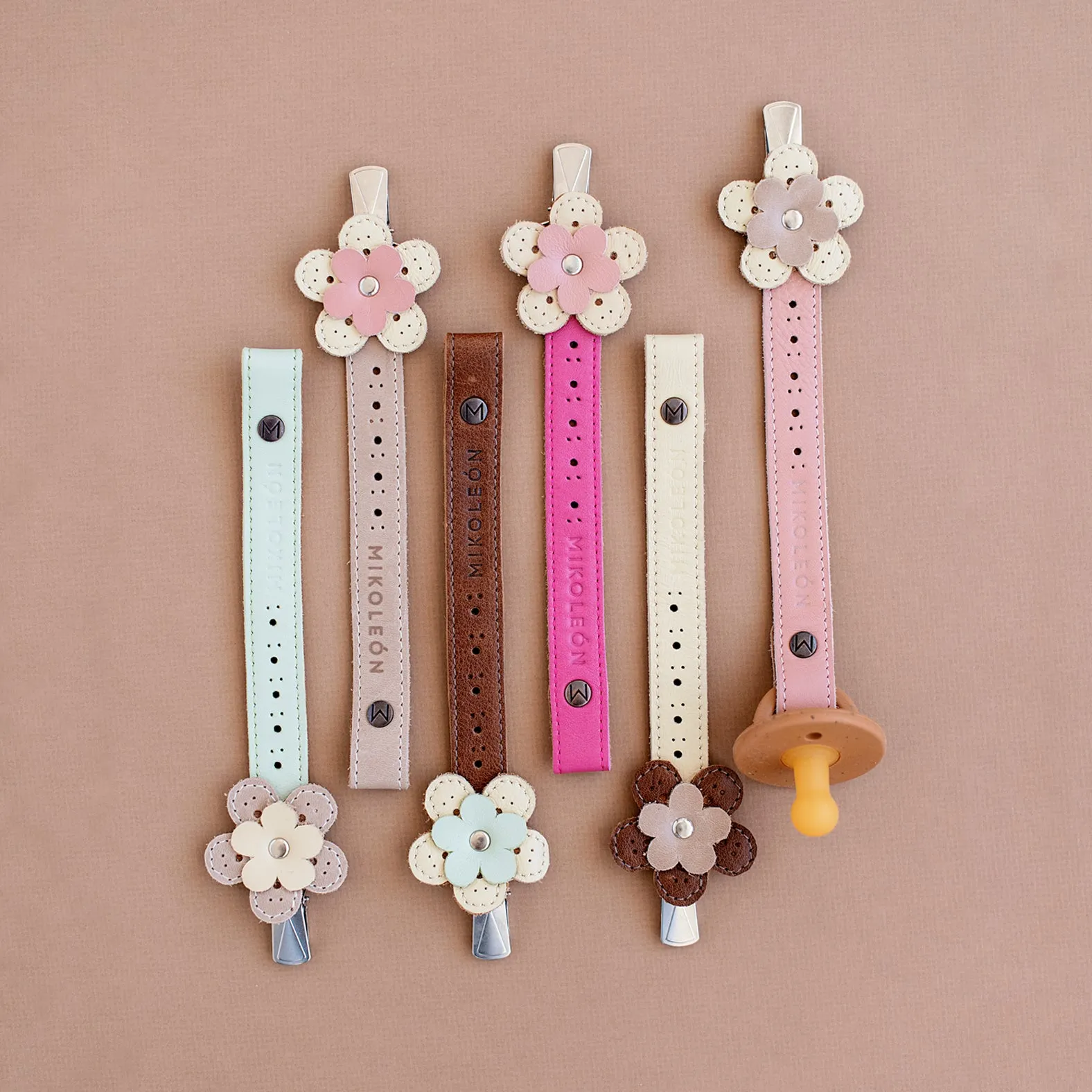MK221542 - Flora Paci Clip Sand [Baby Leather Accessory]