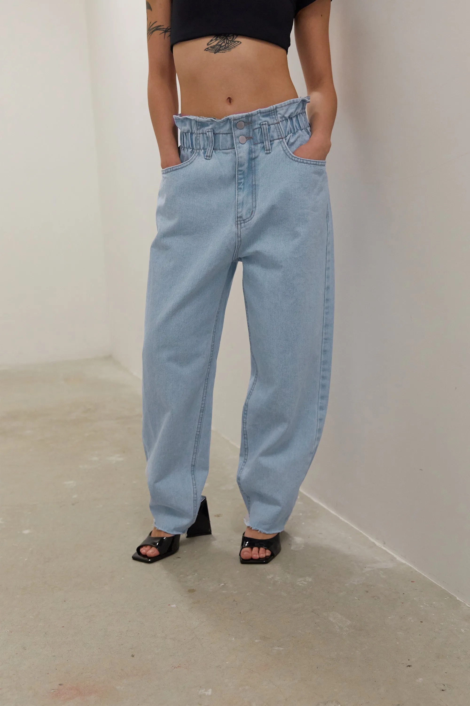 PAPERBAG WAIST JEAN