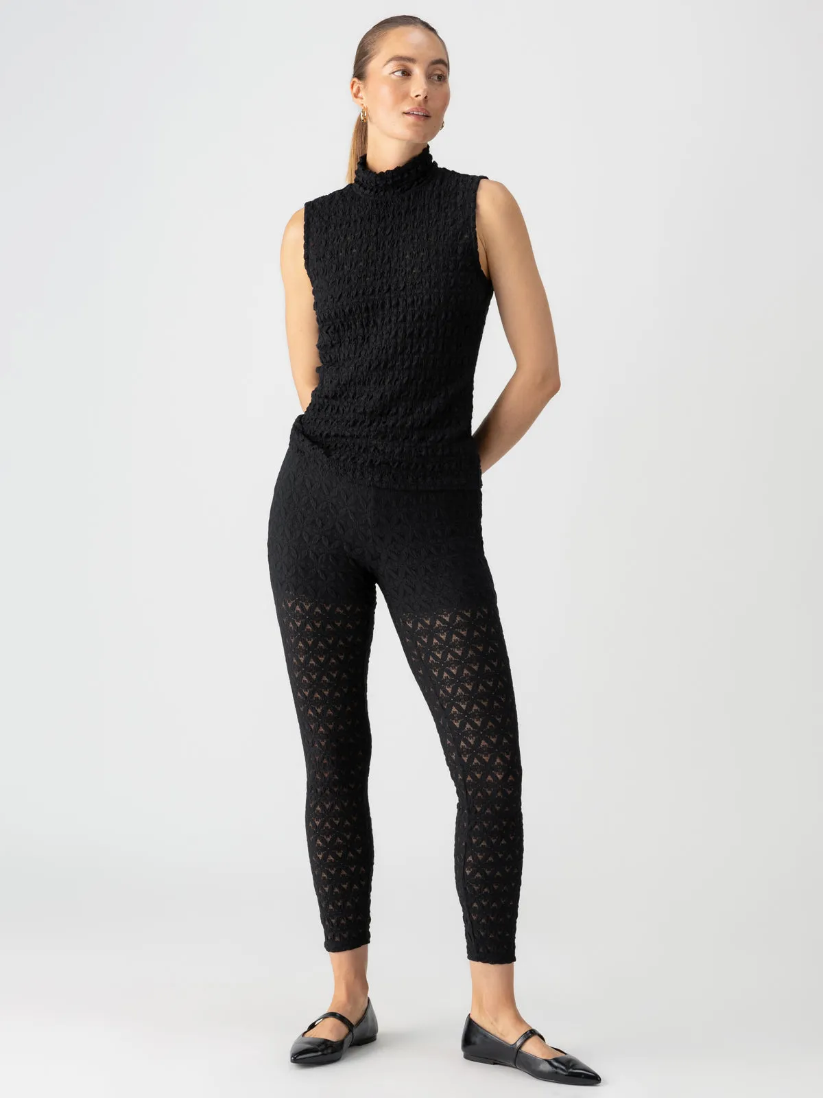 Pucker Up Lace Runway Standard Rise Legging Black