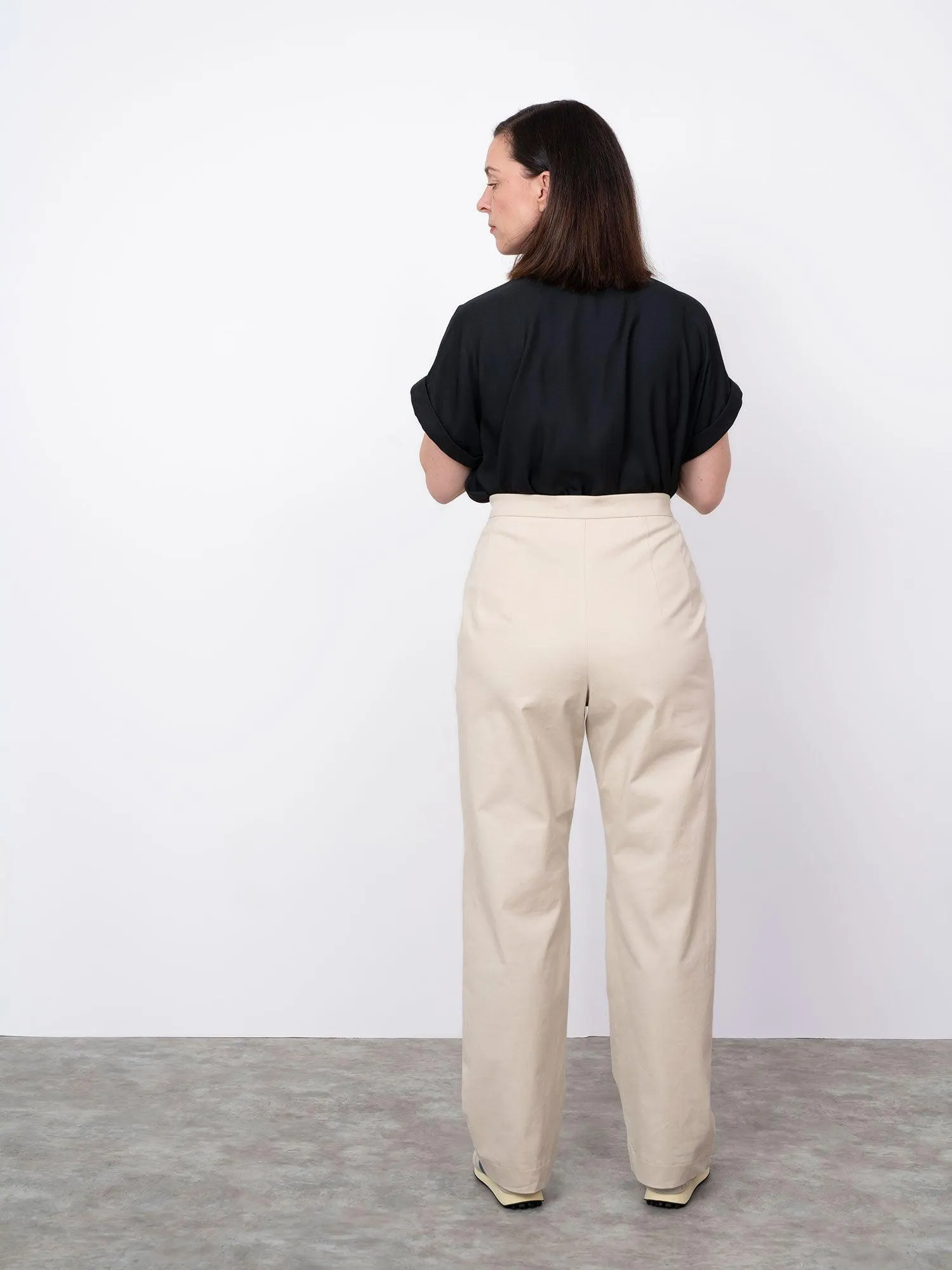 REGULAR FIT TROUSERS PATTERN